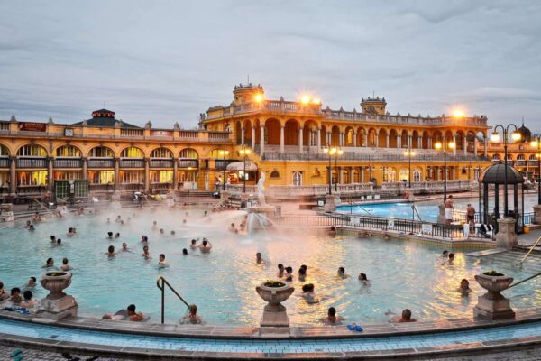 Budapest Top 10 Attractions: Thermal Baths & More