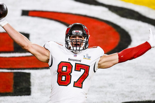 Top 10 Greatest Tight Ends in NFL History