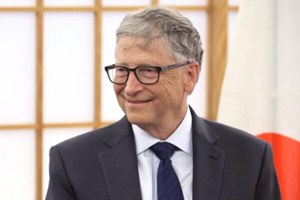 Top 10 Most Popular People in the World (2026)