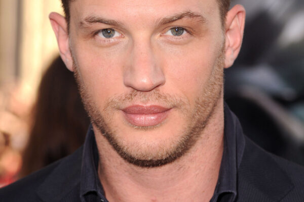 Top 10 Hottest Actors of All Time