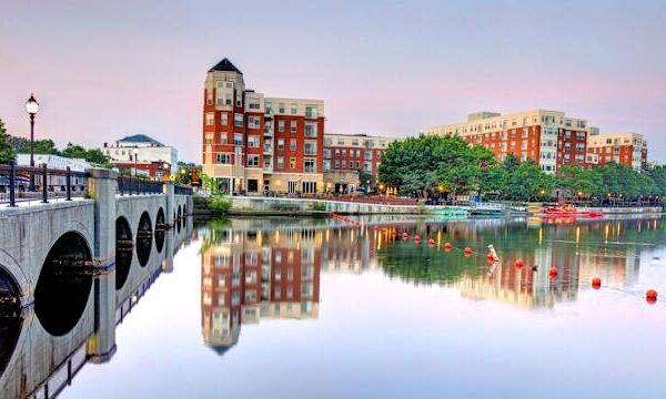 Top 10 Most Expensive States to Live In