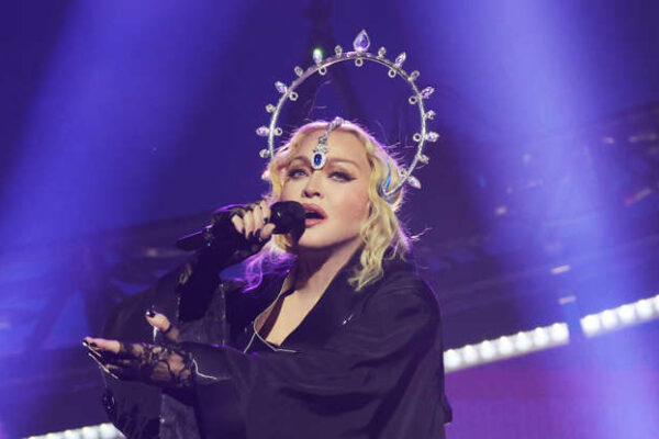 Top 10 Female Artists of All Time