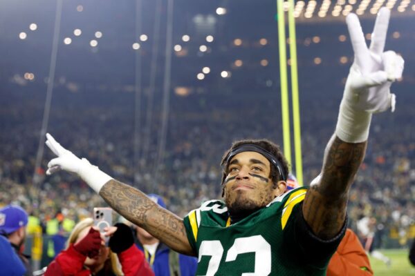Top 10 Hottest NFL Players Ranked