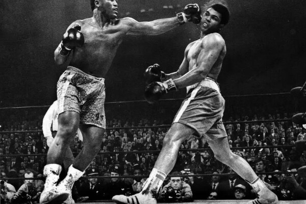 Top 10 Greatest Heavyweight Boxers of All Time
