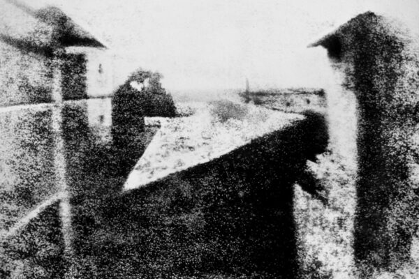 Top 10 Oldest Photos Ever Taken That Changed History