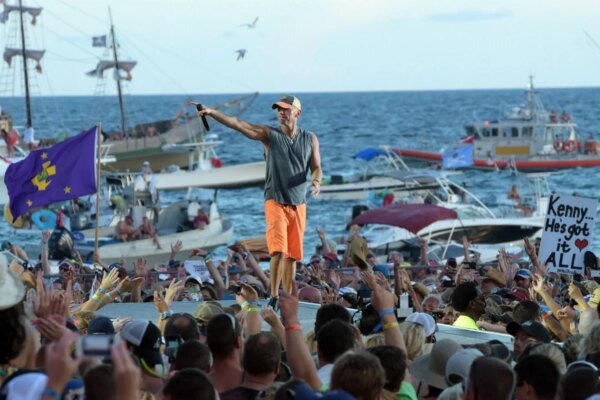 Kenny Chesney’s Top 10 Beach Country Essentials