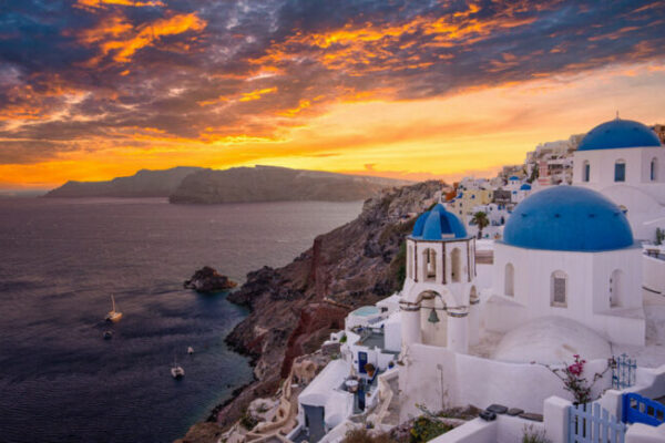 Top 10 Places in Greece You Must Visit