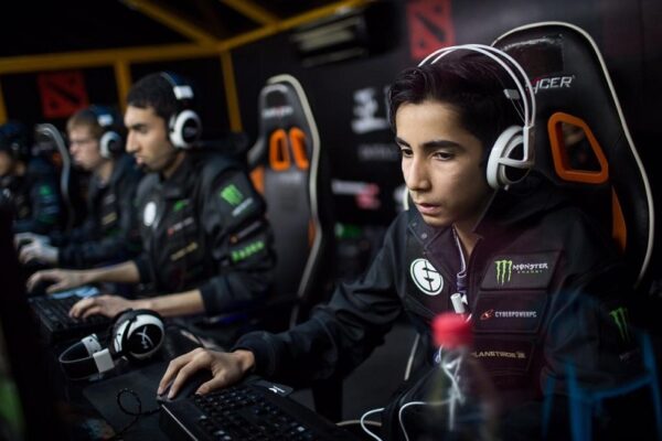 Top 10 Richest Esports Players Who Made Millions