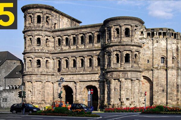Top 10 Oldest Buildings in the World Still Standing