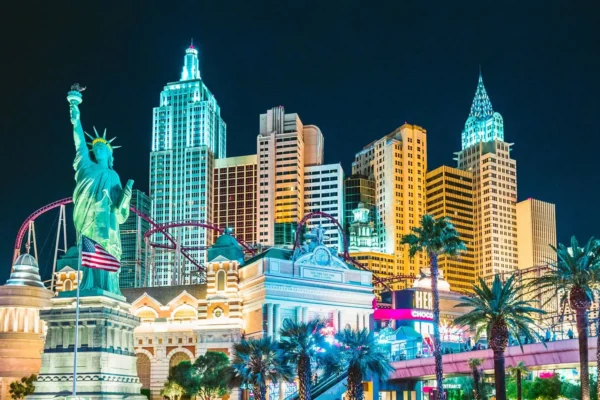 Top 10 Las Vegas Attractions You Must Visit