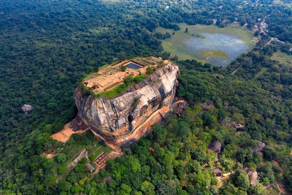 Top 10 Places in Sri Lanka You Must See