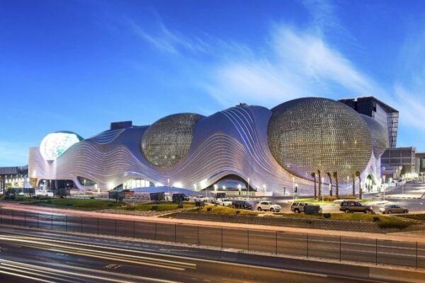 Top 10 Biggest Malls & Shopping Centers in the US & World