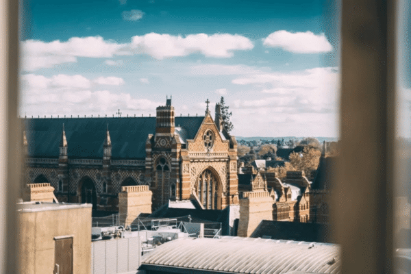 Top 10 Attractions in Oxford Worth Visiting
