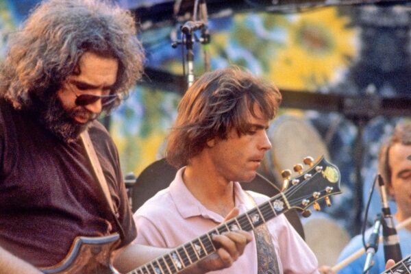 Top 10 Grateful Dead Songs Every Fan Loves