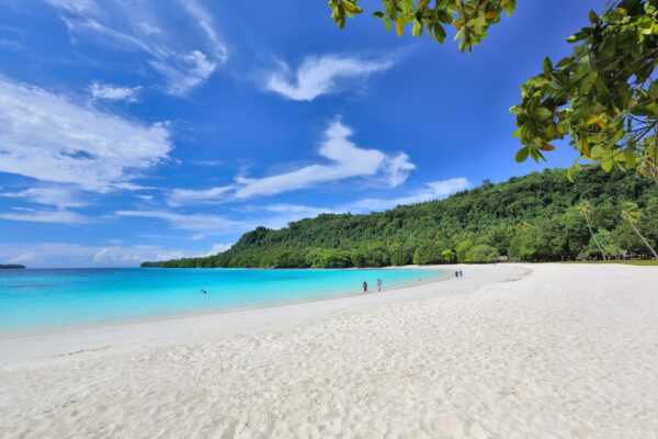 Top 10 Beaches in the World That Look Unreal